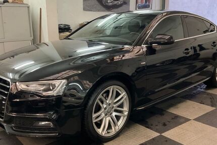 Audi A5 115.404 km 19.999 &euro; Hamburg 22087