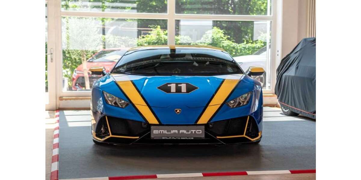 Lamborghini Huracán 4.700 km 298.500 &euro; Hamburg 22453