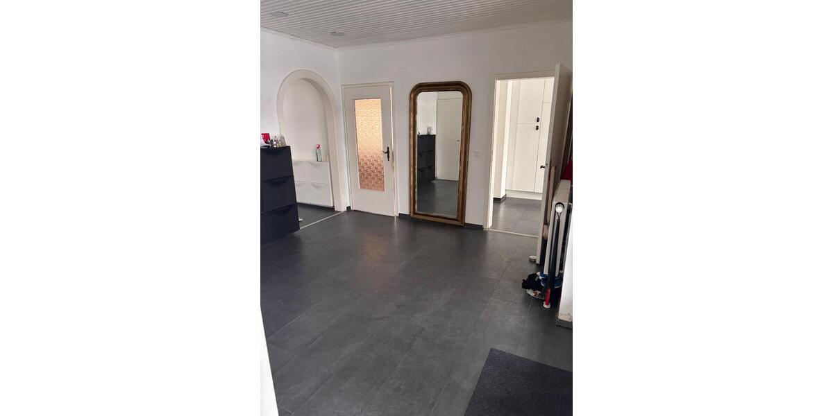 Einfamilienhaus Norderstedt Friedrichsgabe - 8 Zimmer, 300 m&sup2;, 4.000&euro; | Angebot:26563598