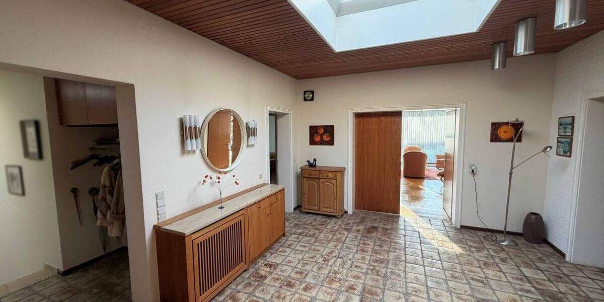 Bungalow Uetersen - 3 Zimmer, 156 m&sup2;, 480.000&euro; | Angebot:25742356