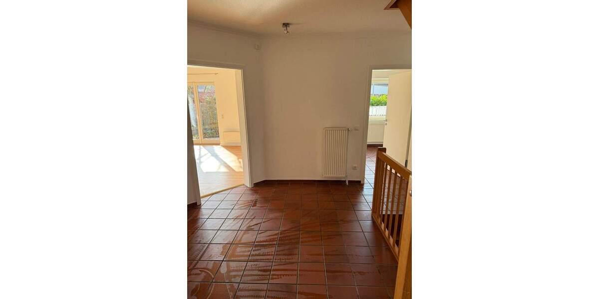 Einfamilienhaus Bönningstedt - 6 Zimmer, 135 m&sup2;, 2.600&euro; | Angebot:25818952