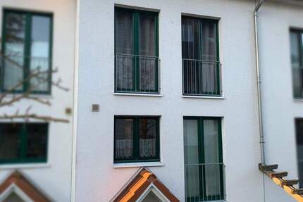 Haus Hamburg Billstedt - 6 Zimmer, 145 m&sup2;, 575.000&euro; | Angebot:25854011