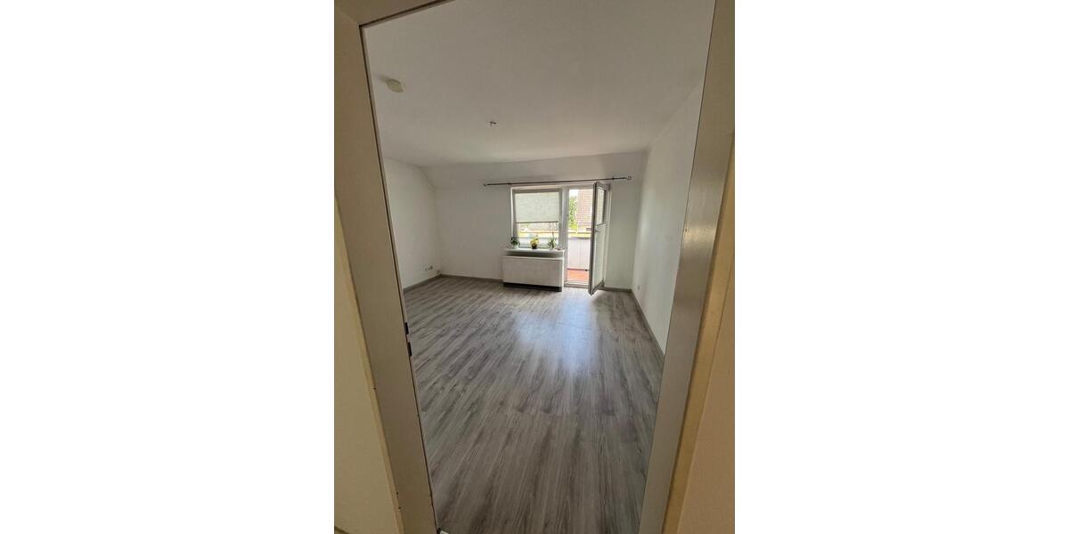 Dachgeschoßwohnung Bargfeld-Stegen Stegen - 4 Zimmer, 89 m&sup2;, 1.100&euro; | Angebot:24623629