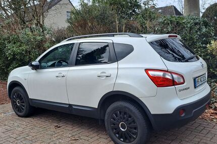 Nissan Qashqai 106.280 km 9.000 &euro; Hamburg 22393