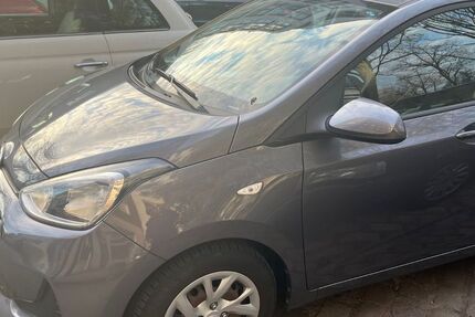 Hyundai i10 14.500 km 10.900 &euro; Hamburg 20144