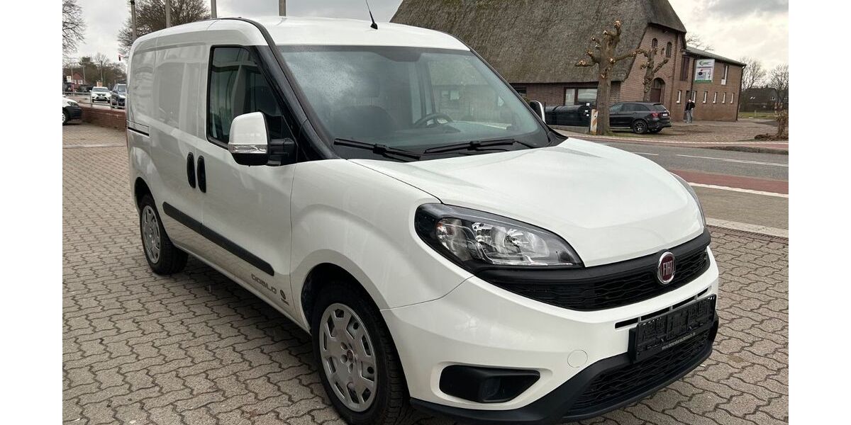 Fiat Doblo 24.466 km 10.900 &euro; Hamburg-Norderstedt 22851