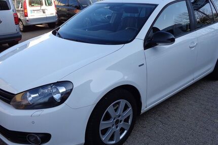 VW Golf 298.134 km 4.990 &euro; Hamburg 22399