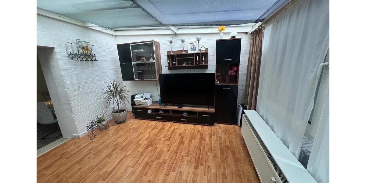 Erdgeschoßwohnung Henstedt-Ulzburg Ulzburg - 3 Zimmer, 67 m&sup2;, 1.350&euro; | Angebot:26021337