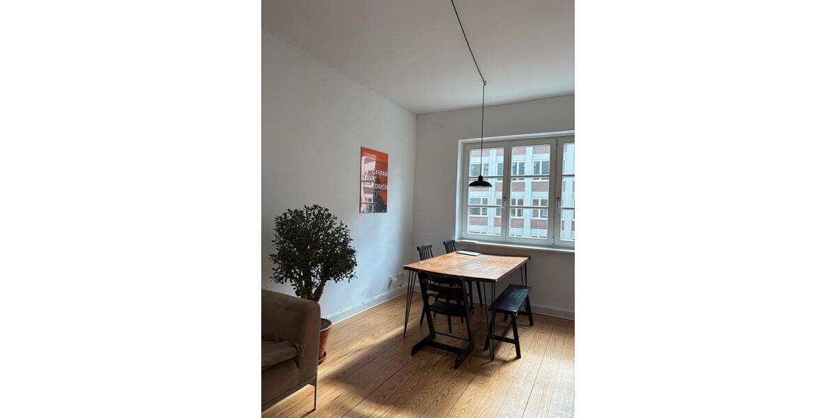 Etagenwohnung Hamburg Hamburg-Mitte - 2 Zimmer, 50 m&sup2;, 1.500&euro; | Angebot:25925997