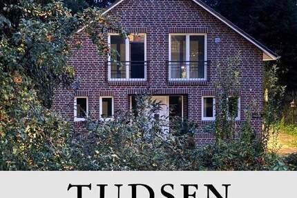 Haus Hamburg Volksdorf - 6 Zimmer, 161 m&sup2;, 1.475.000&euro; | Angebot:25702360