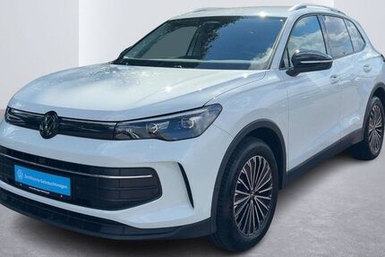 VW Tiguan 12.273 km 33.333 &euro; Hamburg 22303