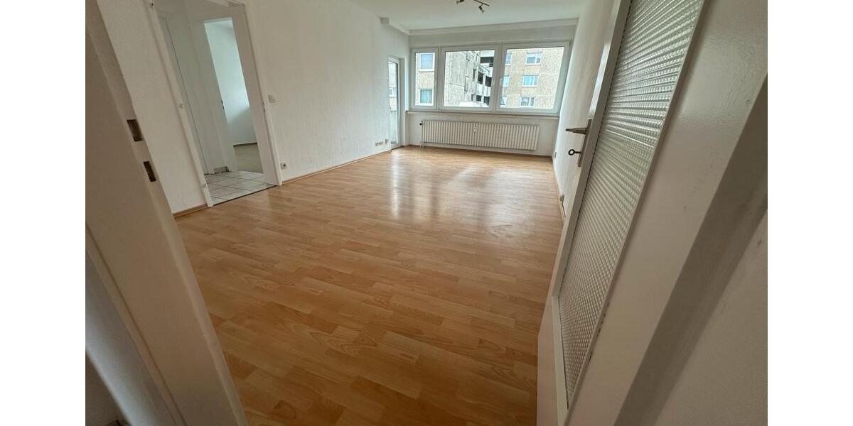 Etagenwohnung Pinneberg - 3 Zimmer, 66 m&sup2;, 163.000&euro; | Angebot:27208857