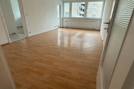 Wohnung Pinneberg - 3 Zimmer, 66 m&sup2;, 163.000&euro; | Angebot:27208857