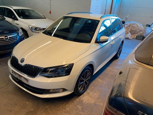 Skoda Fabia 69.057 km 10.490 &euro; Barsbüttel 22885