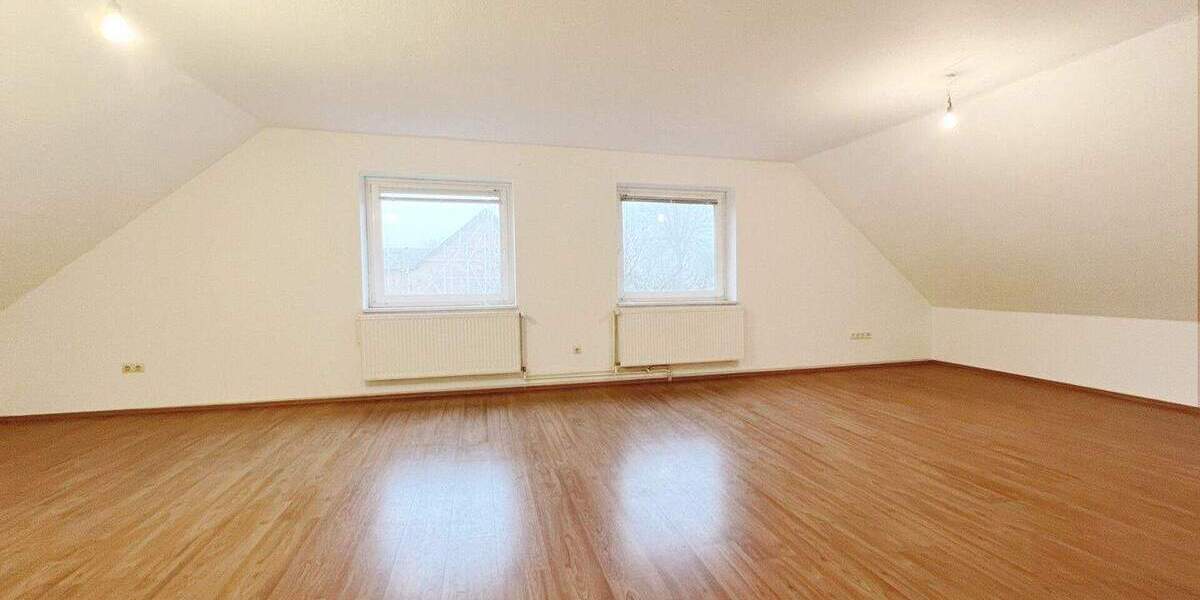 Einfamilienhaus Hoisdorf - 5 Zimmer, 100 m&sup2;, 450.000&euro; | Angebot:25779881
