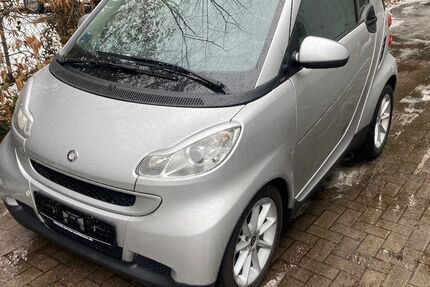 Smart ForTwo 107.321 km 5.690 &euro; Hamburg 22459