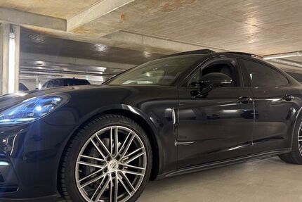 Porsche Panamera 68.300 km 60.000 &euro; Hamburg 22149