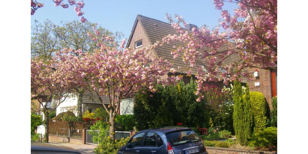 Dachgeschoßwohnung Hamburg Alsterdorf - 2 Zimmer, 48 m&sup2;, 889&euro; | Angebot:25967519