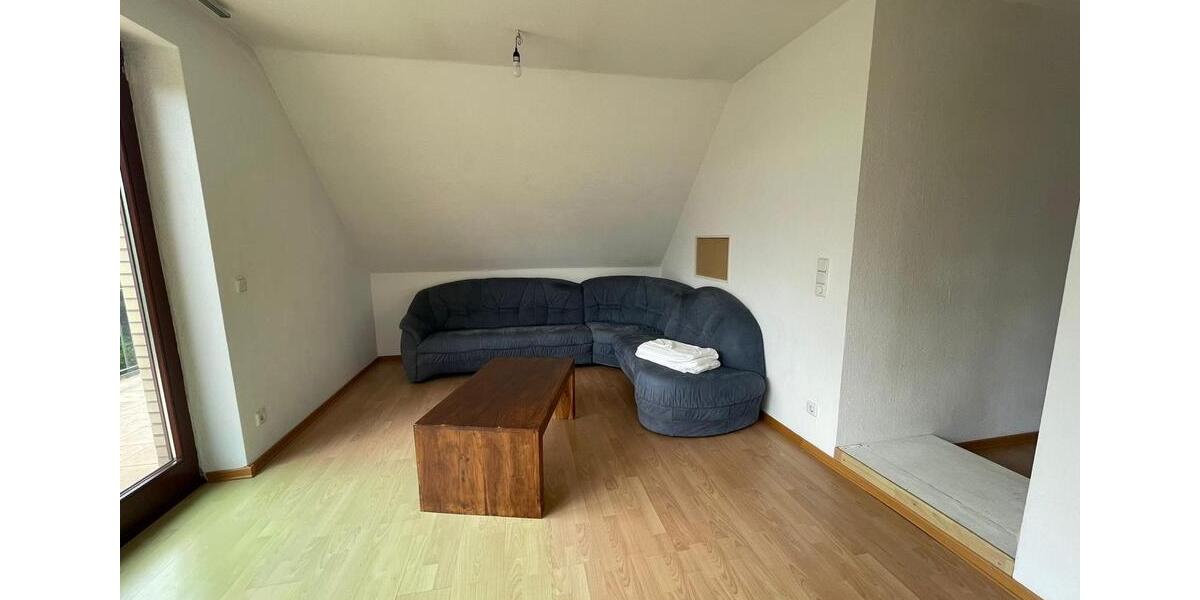 Dachgeschoßwohnung Hamburg Eppendorf - 4 Zimmer, 103 m&sup2;, 1.850&euro; | Angebot:25176633