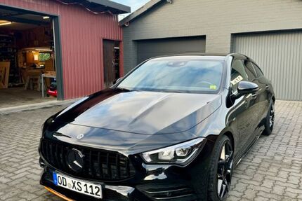 Mercedes-Benz CLA 220 Shooting Brake 68.000 km 27.999 &euro; Braak 22145