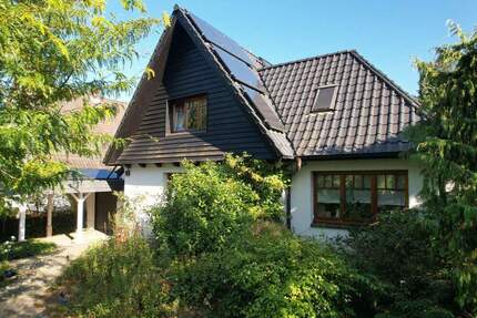 Haus Ahrensburg - 5 Zimmer, 150 m&sup2;, 785.000&euro; | Angebot:25664184