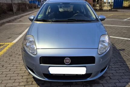 Fiat Grande Punto 99.000 km 2.490 &euro; Hamburg 22309