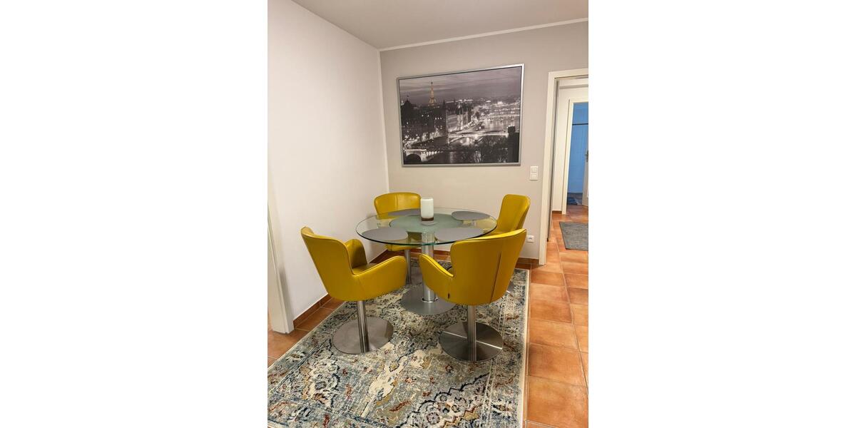 Etagenwohnung Nahe - 2 Zimmer, 66 m&sup2;, 1.200&euro; | Angebot:25172952