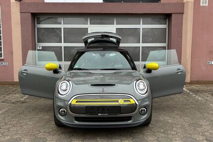 Mini Cooper SE 30.562 km 17.870 &euro; Hamburg 20537
