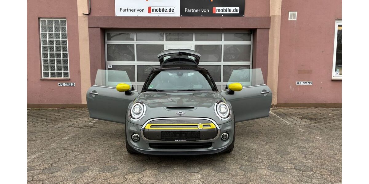Mini Cooper SE 30.562 km 17.870 &euro; Hamburg 20537