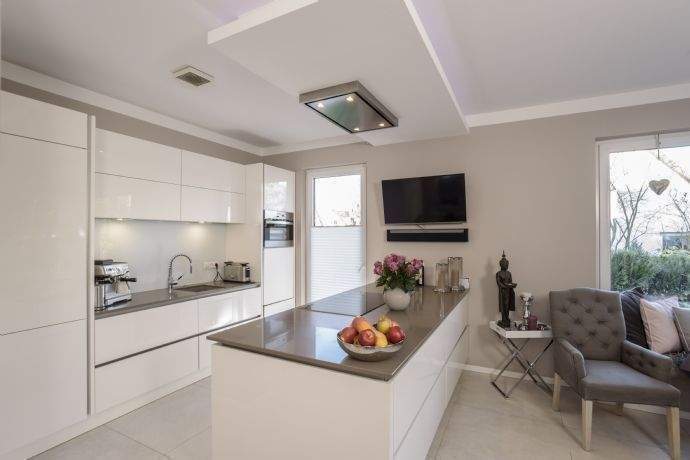 Doppelhaushälfte Hamburg Schnelsen - 6 Zimmer, 112 m&sup2;, 477.800&euro; | Angebot:25698438