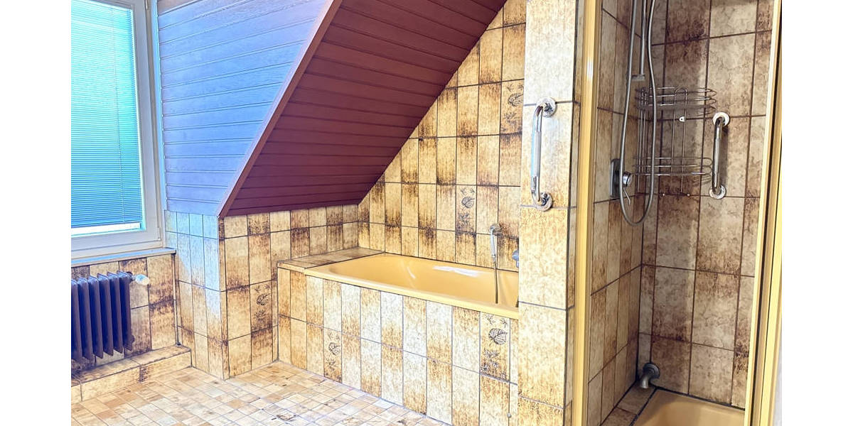 Reihenmittelhaus Wedel - 5 Zimmer, 132 m&sup2;, 480.000&euro; | Angebot:25736875