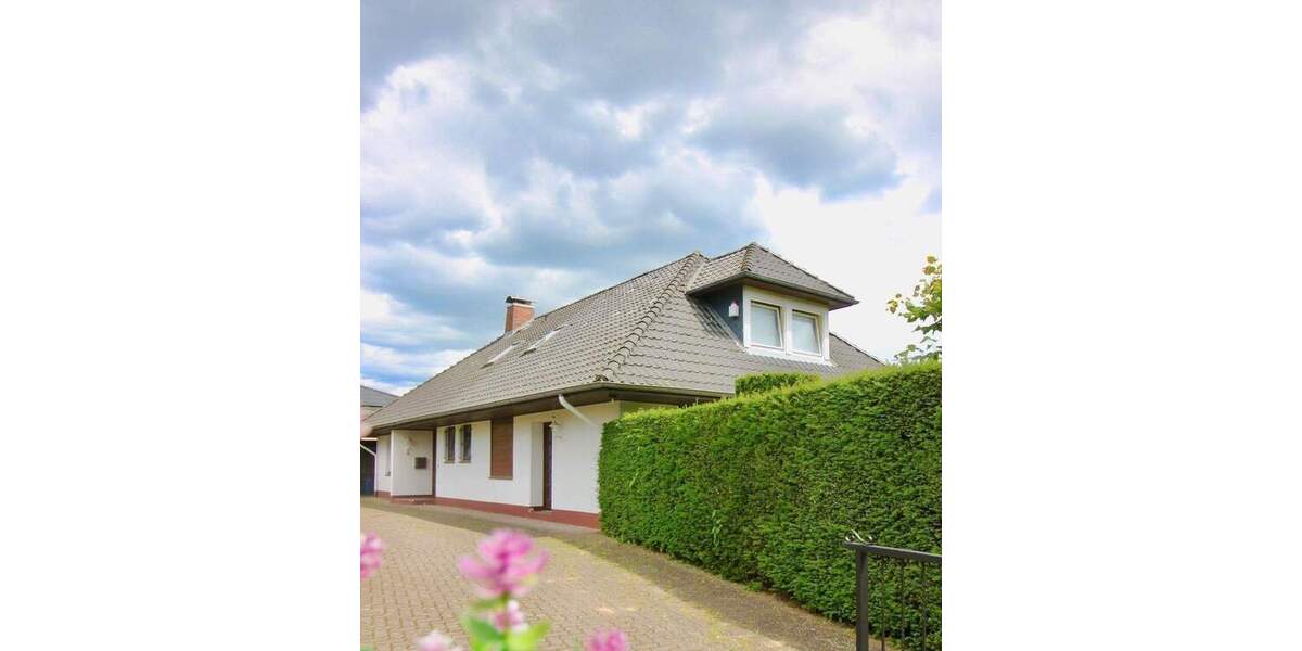 Einfamilienhaus Rellingen - 8 Zimmer, 315 m&sup2;, 1.299.000&euro; | Angebot:26043213