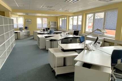 Gewerbeobjekt Quickborn - 2.116&euro; | Angebot:22115131