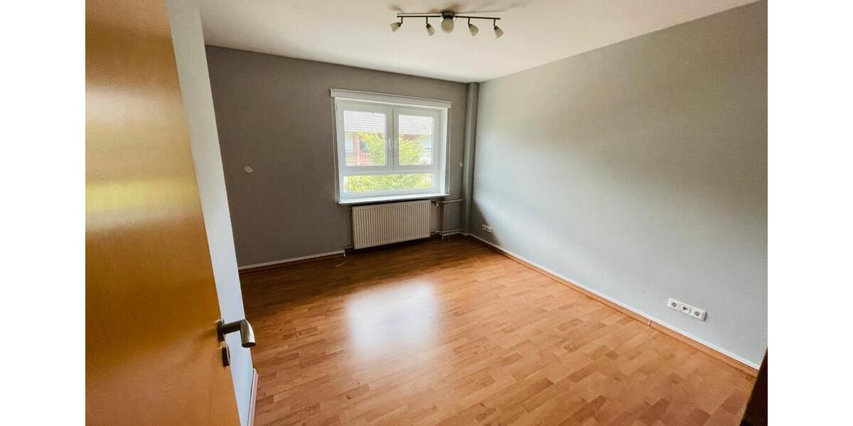 Reihenhaus Norderstedt Friedrichsgabe - 4 Zimmer, 100 m&sup2;, 1.600&euro; | Angebot:25546950