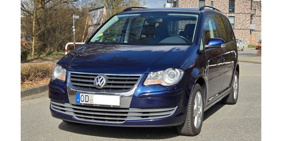 VW Touran 186.000 km 3.950 &euro; Bargteheide 22941