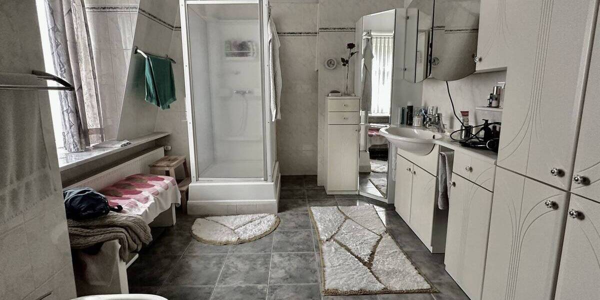 Einfamilienhaus Tremsbüttel - 7 Zimmer, 267 m&sup2;, 850.000&euro; | Angebot:25685881