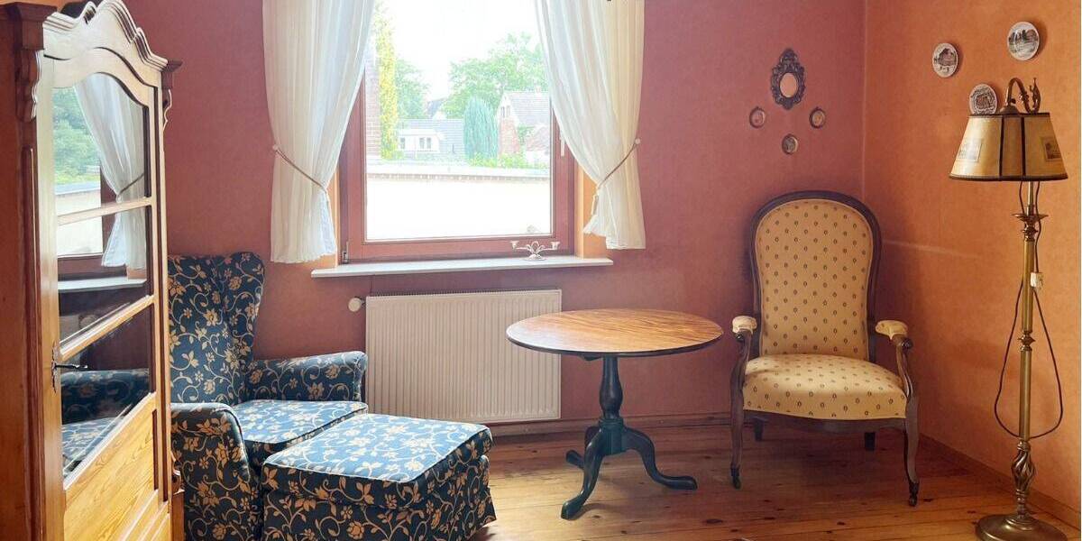 Mehrfamilienhaus, Wohnhaus Pinneberg - 8 Zimmer, 160 m&sup2;, 430.000&euro; | Angebot:26820732