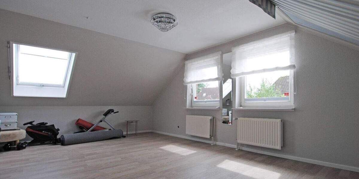 Einfamilienhaus Henstedt-Ulzburg Ulzburg - 4 Zimmer, 136 m&sup2;, 598.000&euro; | Angebot:25708425