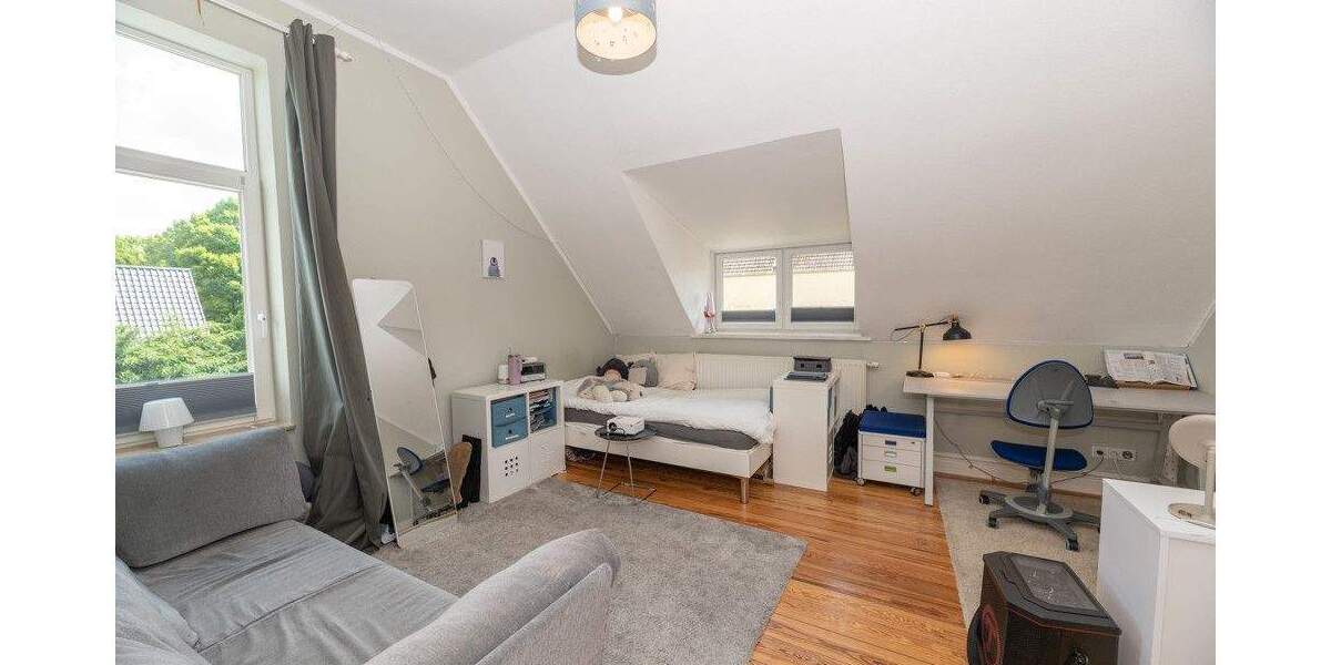 Einfamilienhaus Elmshorn - 7 Zimmer, 228 m&sup2;, 769.000&euro; | Angebot:25819682