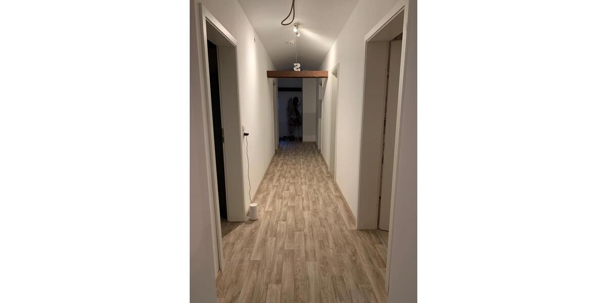 Etagenwohnung Bad Bramstedt - 3 Zimmer, 103 m&sup2;, 1.236&euro; | Angebot:25960013