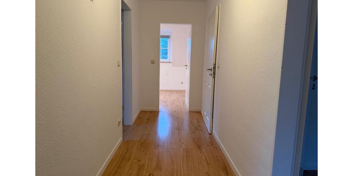 Dachgeschoßwohnung Kuddewörde - 4 Zimmer, 133 m&sup2;, 1.400&euro; | Angebot:24791571