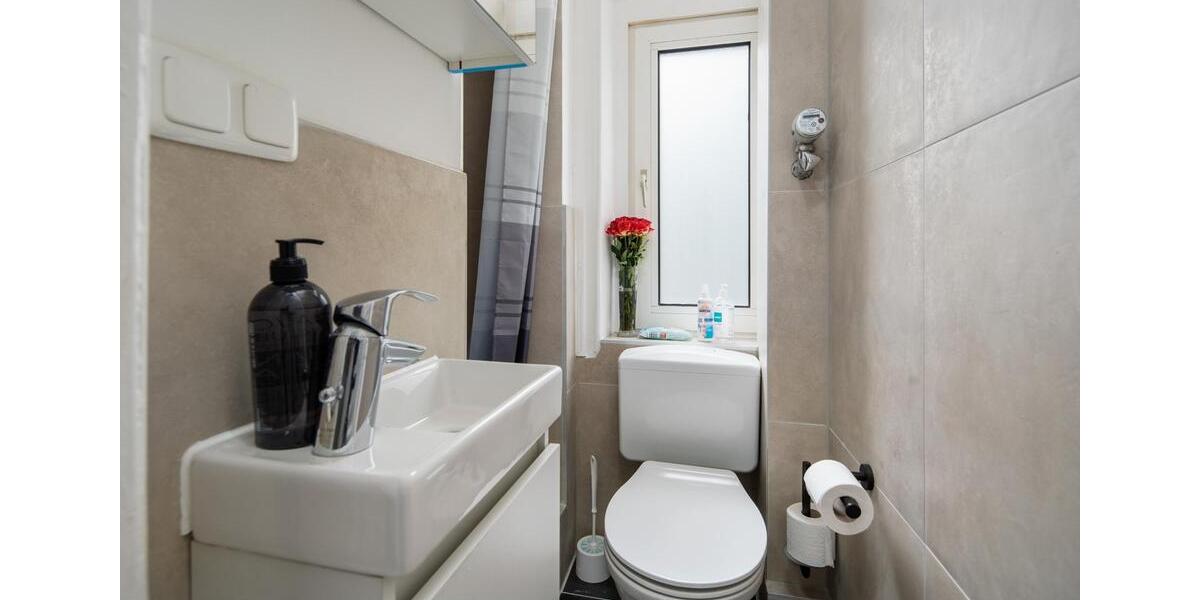 Etagenwohnung Hamburg Winterhude - 2 Zimmer, 45 m&sup2;, 2.200&euro; | Angebot:25752427