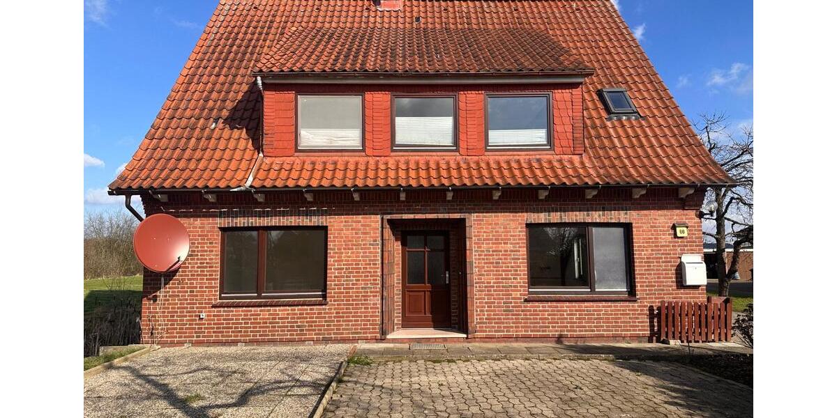 Mehrfamilienhaus, Wohnhaus Grünendeich - 7.5 Zimmer, 159 m&sup2;, 385.000&euro; | Angebot:25351771