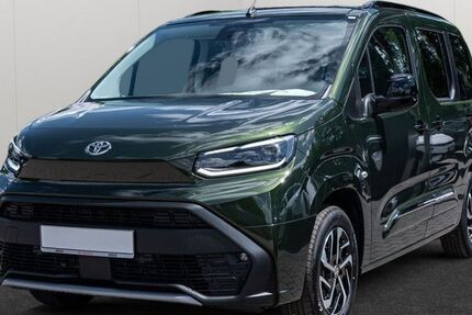 Toyota Proace City 2.500 km 33.990 &euro; Hamburg 22529
