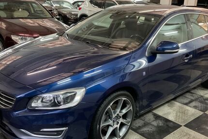 Volvo V60 155.019 km 12.850 &euro; Hamburg 22087