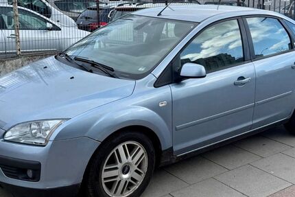 Ford Focus 101.000 km 2.450 &euro; Hamburg 20097