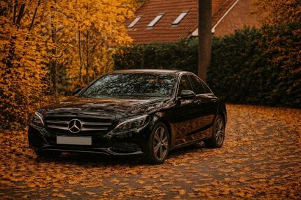 Mercedes-Benz C 180 53.000 km 25.900 &euro; Hamburg 22455