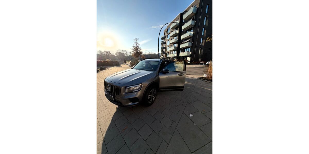 Mercedes-Benz GLB 250 85.000 km 25.900 &euro; Hamburg 22523