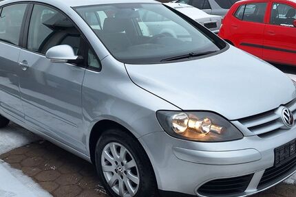 VW Golf 300.763 km 2.999 &euro; Stapelfeld 22145