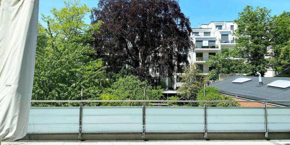 Etagenwohnung Hamburg Altstadt - 3 Zimmer, 122 m&sup2;, 2.590&euro; | Angebot:25564413